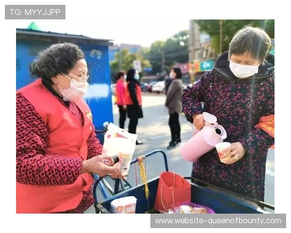 志愿者雨中引导观众，暖心姜茶服务获点赞